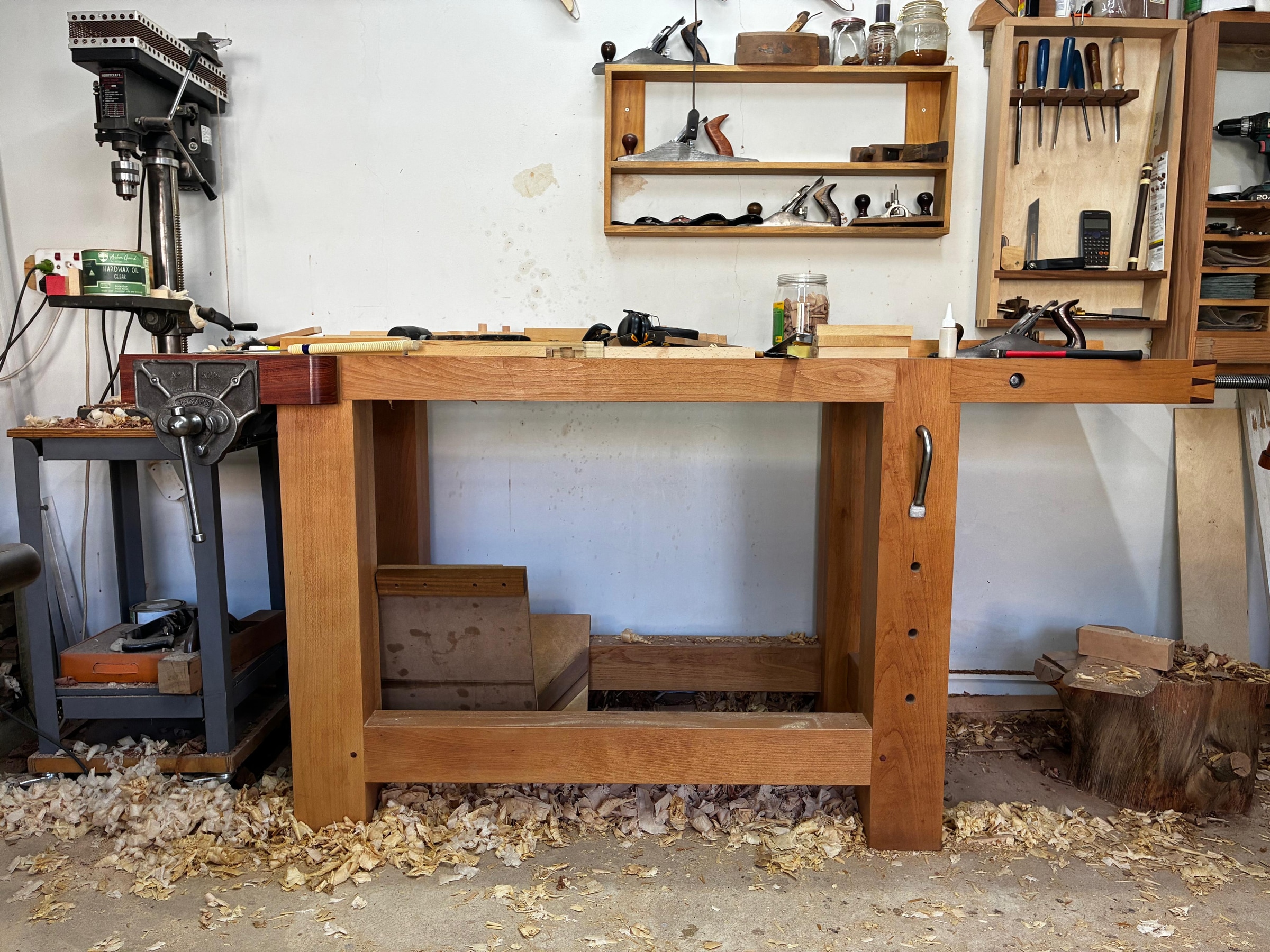 Wielan du Plessis working at his workbench